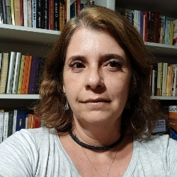 Andrea Queiroz Maranhão